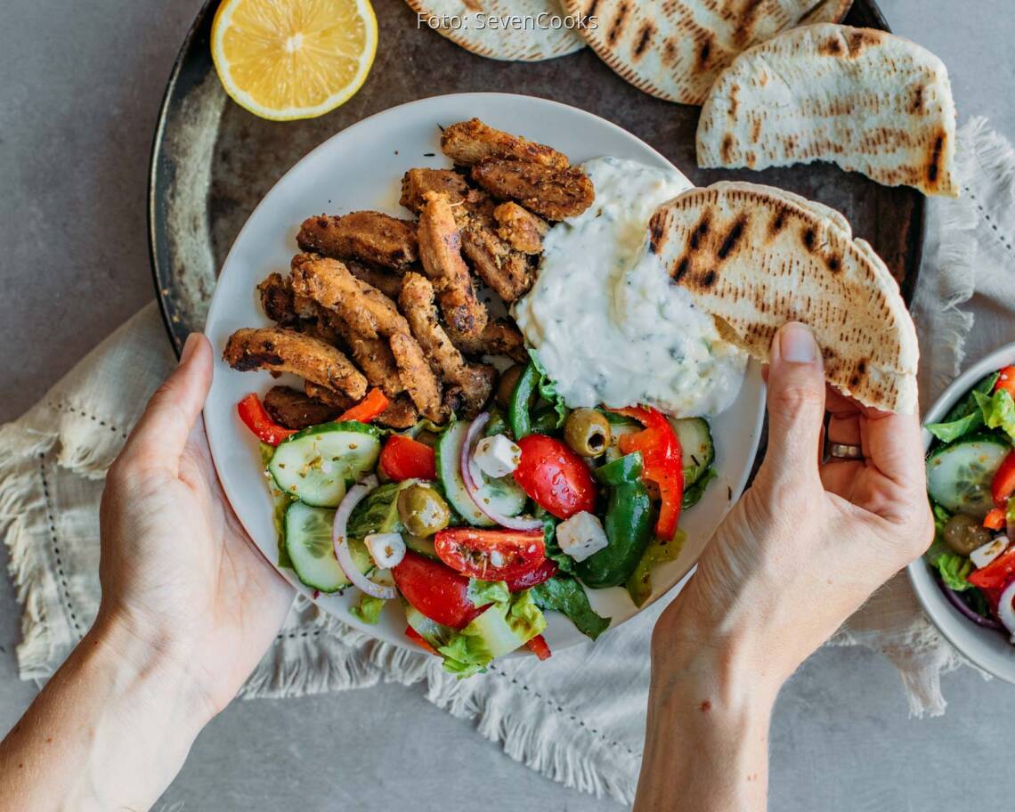 Veganes Rezept: veganes Gyros mit Zaziki 3