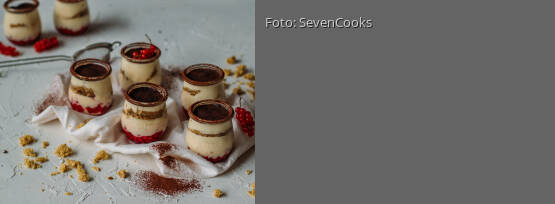 Rezeptbild für "Veganes Johannisbeer-Tiramisu"