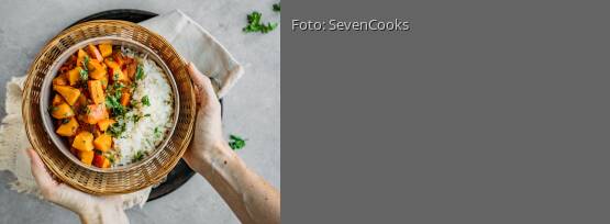 Rezeptbild für "Veganes Kürbis-Curry mit Reis"