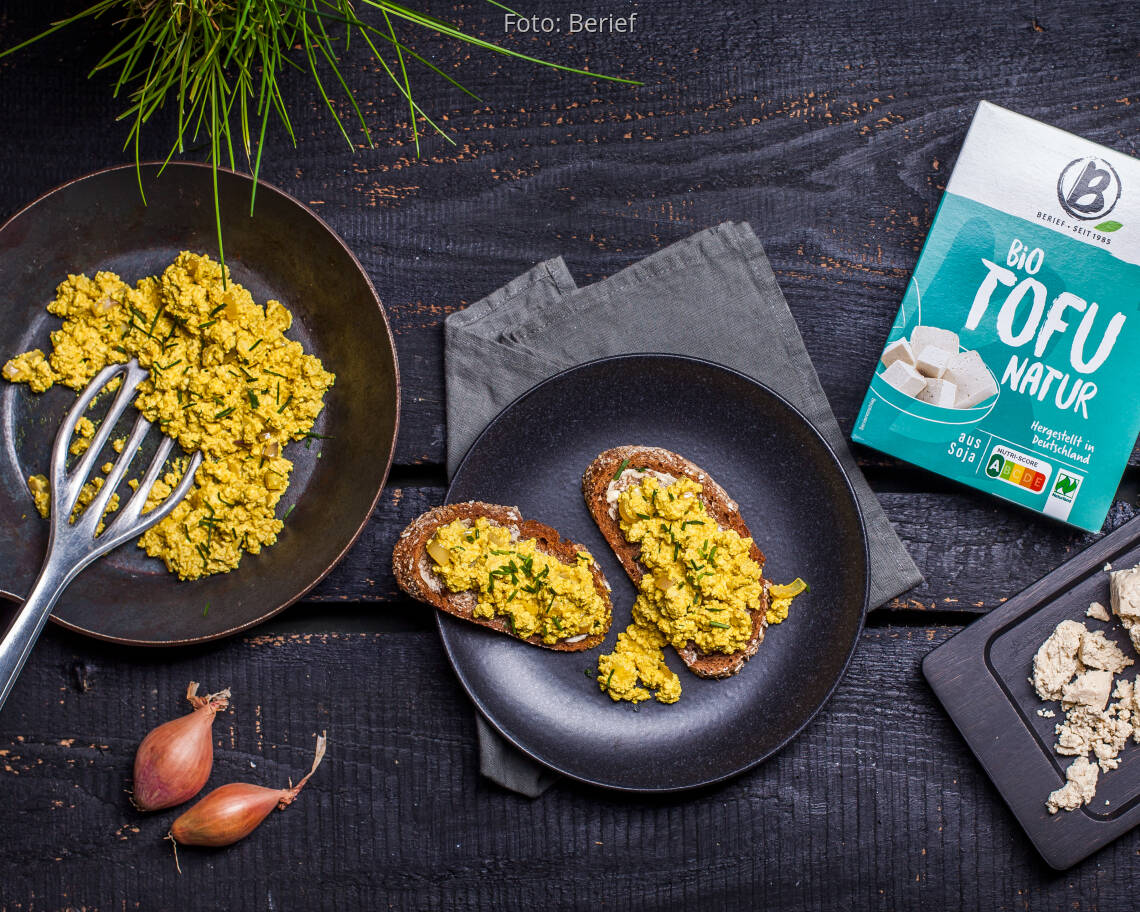 Veganes Rezept: Veganes Rührei – Scrambled Tofu von Berief