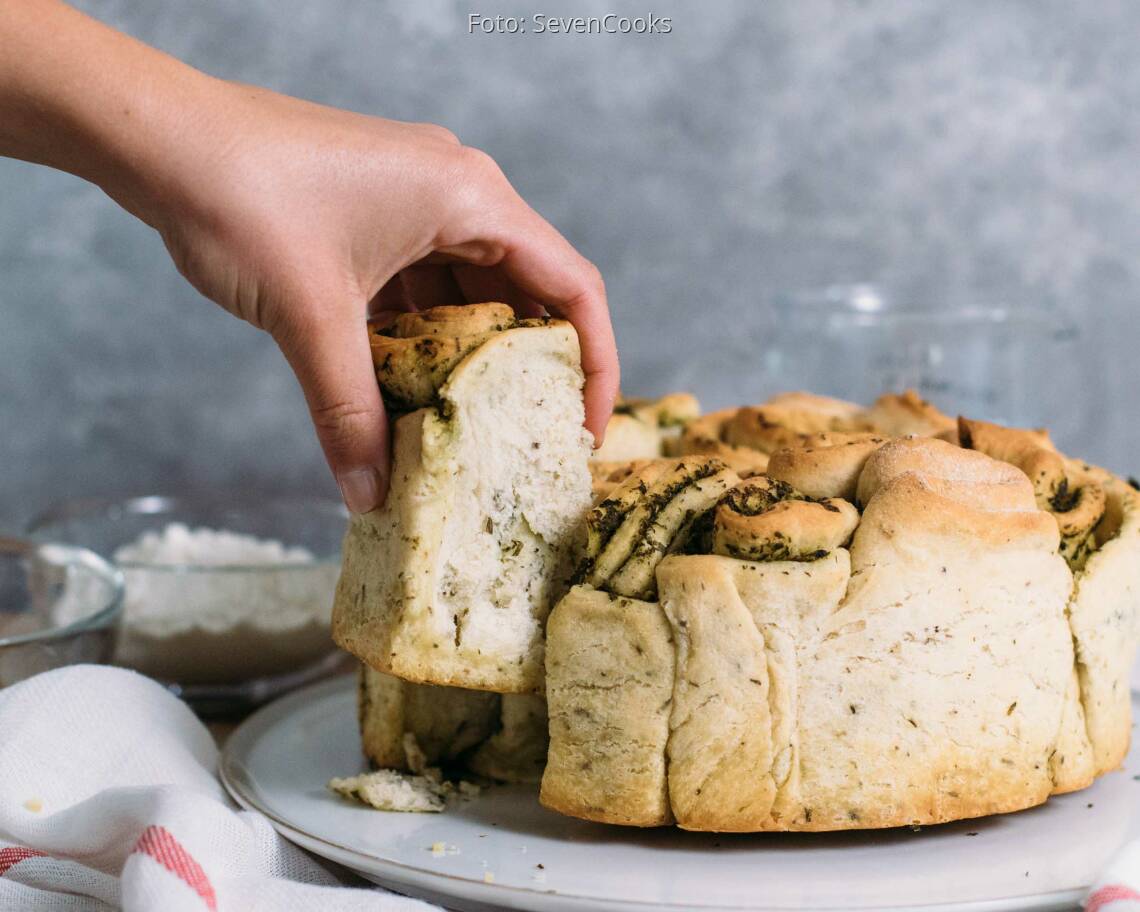 Veganes Rezept: Veganes Zupfbrot_3