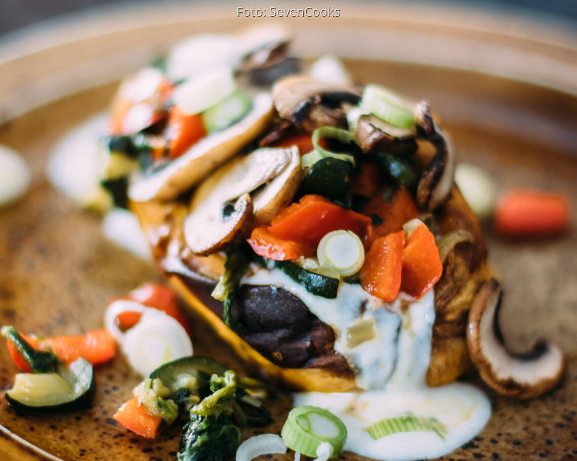 Veganes Rezept: Veggie Ofen-Süßkartoffel