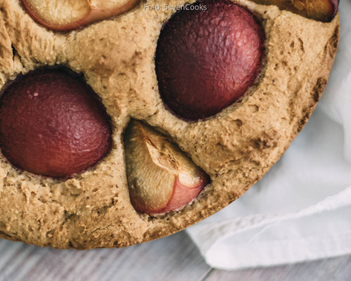 Veganes Rezept: Versunkener Pflaumenkuchen