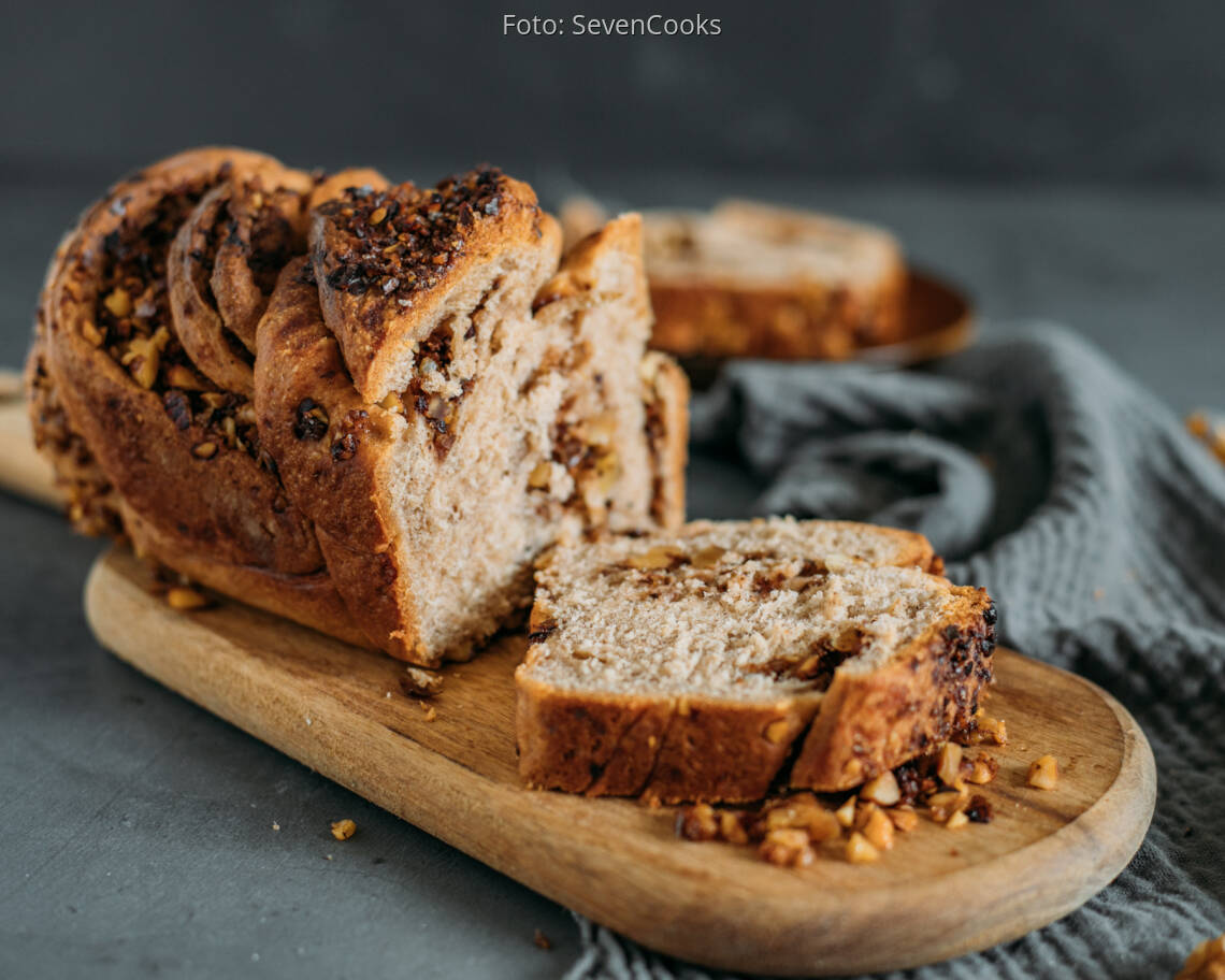 Veganes Rezept: Walnuss-Zimt-Babka 1