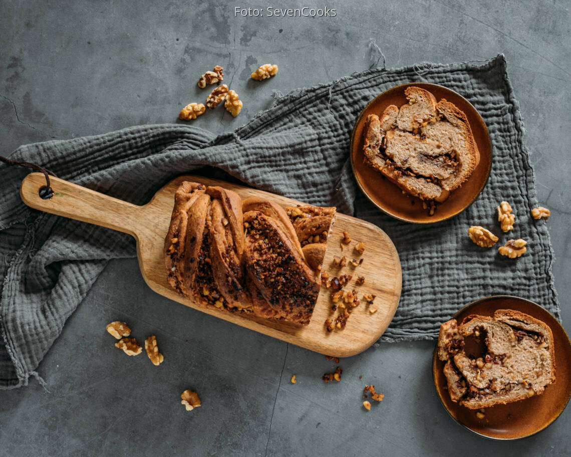 Veganes Rezept: Walnuss-Zimt-Babka 2