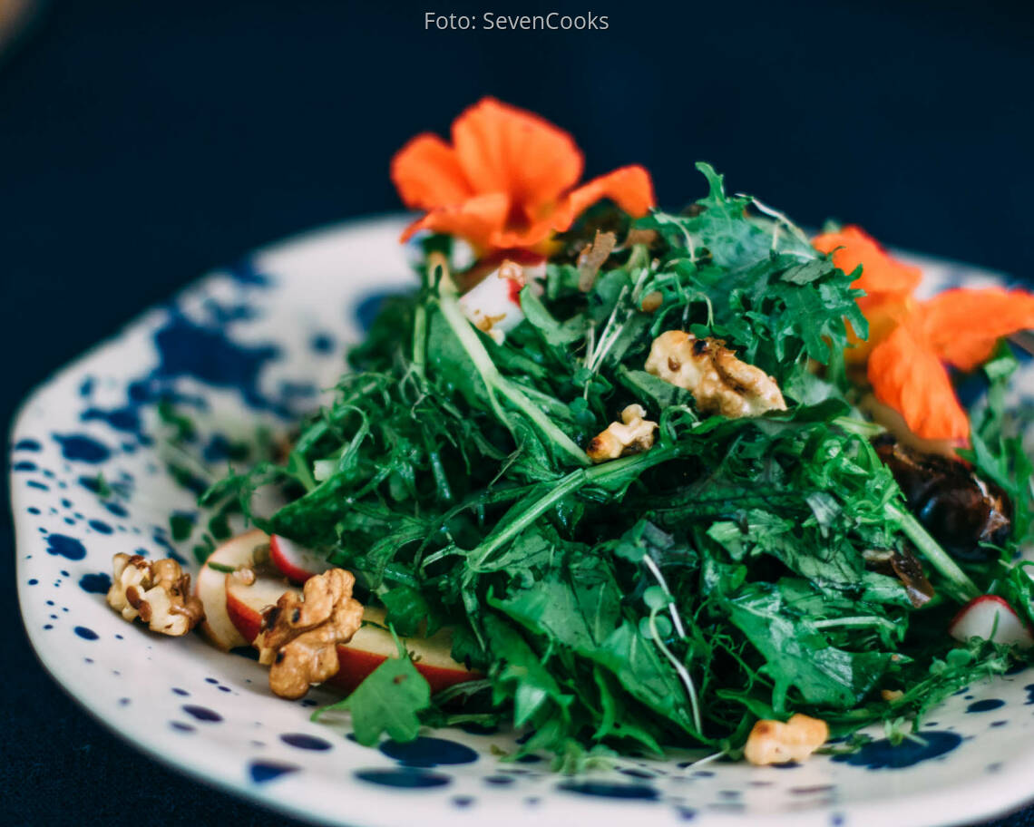 Veganes Rezept: Wildkräutersalat