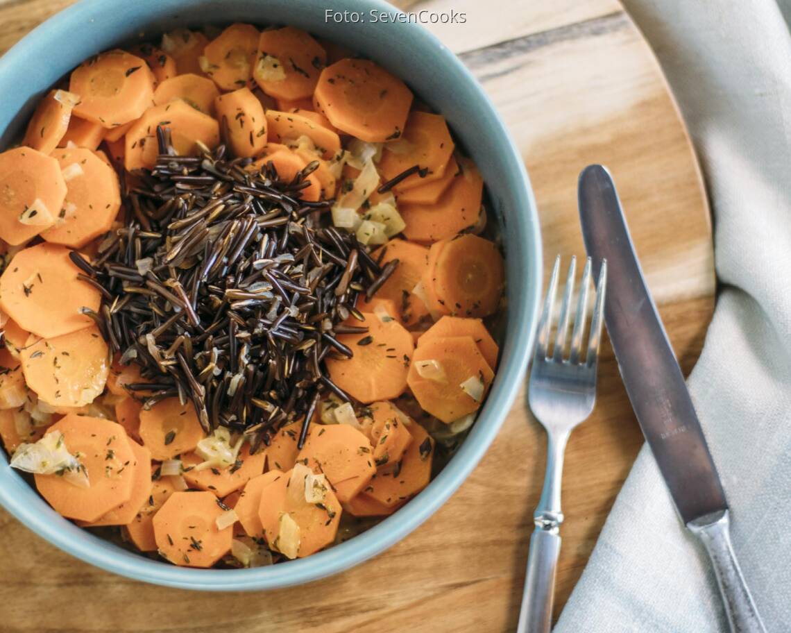 Veganes Rezept: Wildreis mit Karotten-Thymian-Gemüse 1