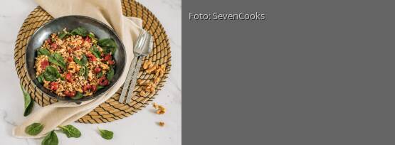 Rezeptbild für "Wildreissalat mit Sauerkirschen"