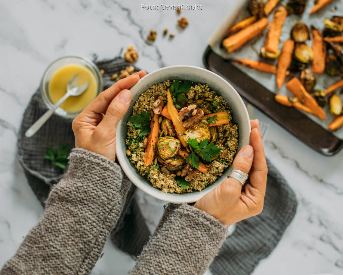 Veganes Rezept: Winterbowl mit Ofengemüse 1