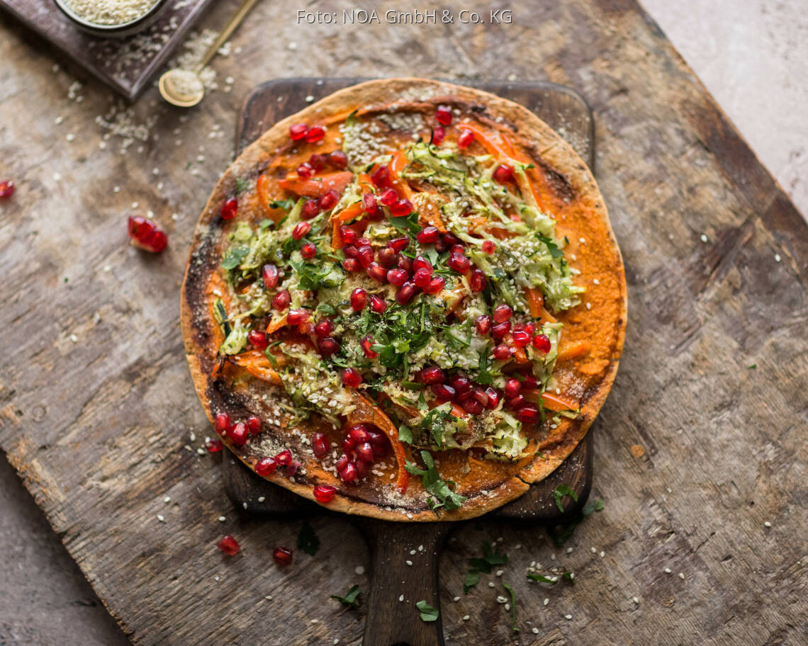 Veganes Rezept: Wrap Pizza mit Gemüsebelag von NOA