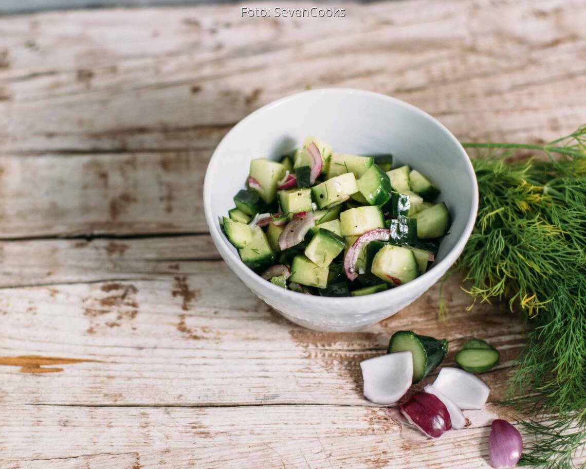 Veganes Rezept: Würziger Gurkensalat_2