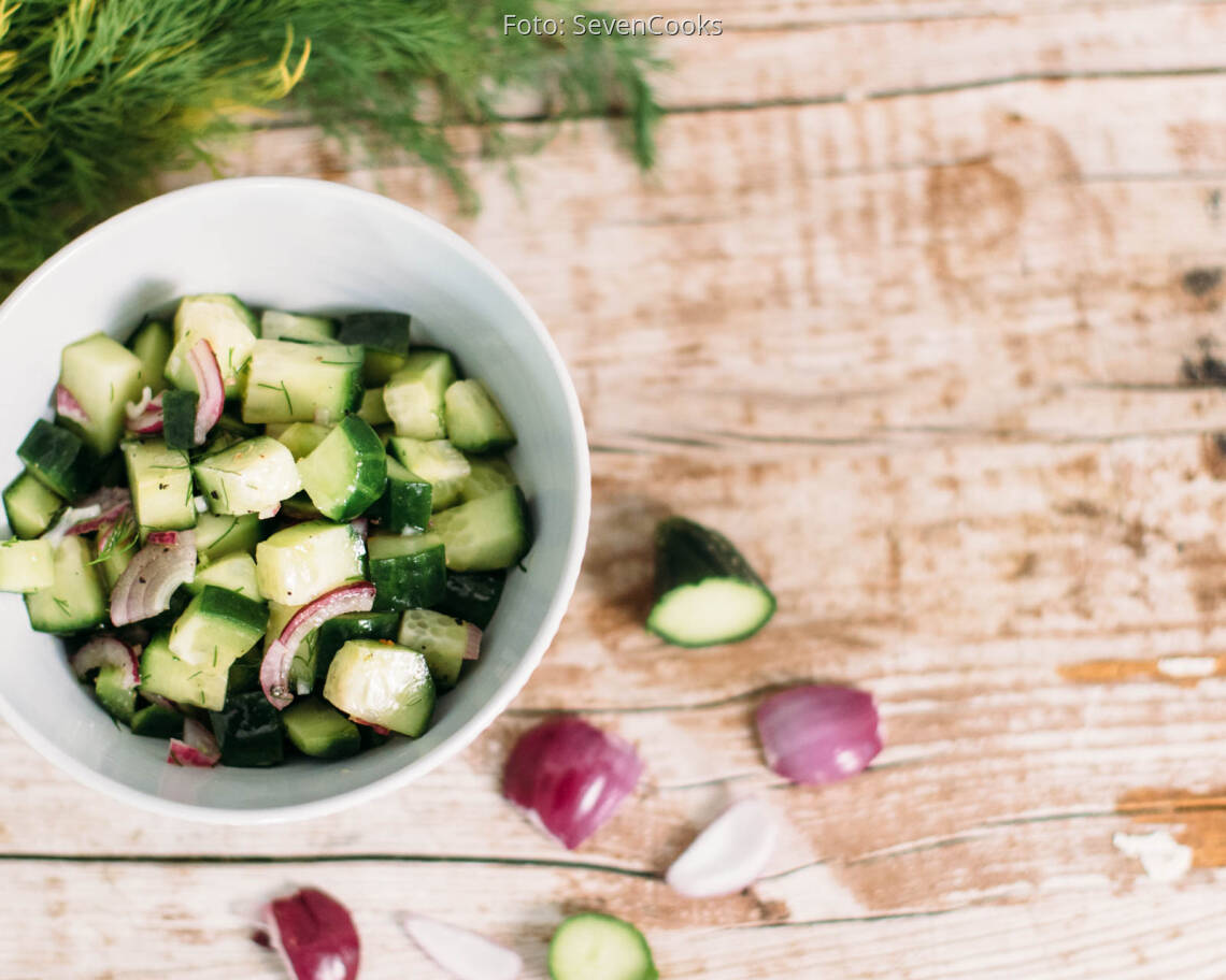 Veganes Rezept: Würziger Gurkensalat_3