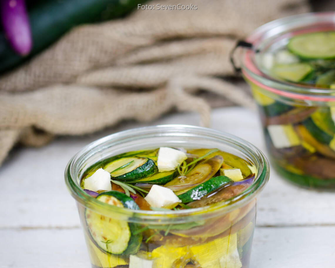 Veganes Rezept: Zucchini & Aubergine in Rosmarinöl mit Tofu_3