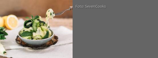 Rezeptbild für "Zucchini-Minz-Salat"