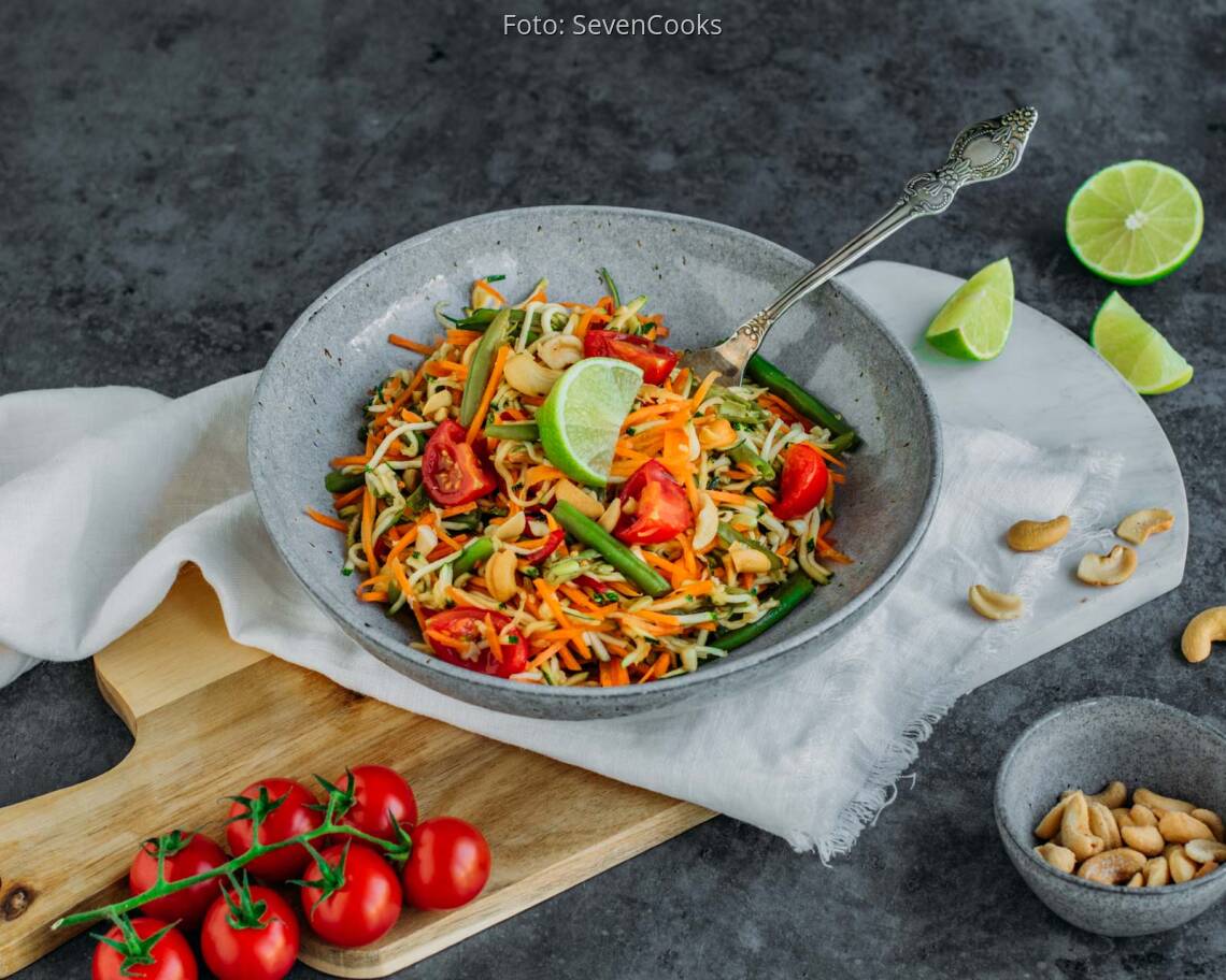 Veganes Rezept: Zucchini-Salat Thai-Style 2