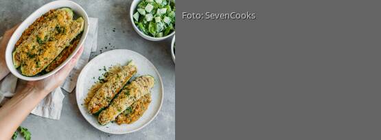 Rezeptbild für "Zucchinischiffchen mit Linsenfüllung"