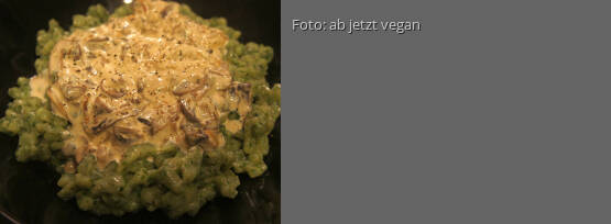 Rezeptbild für "Spinat-Spätzle mit Pilzrahmsauce"