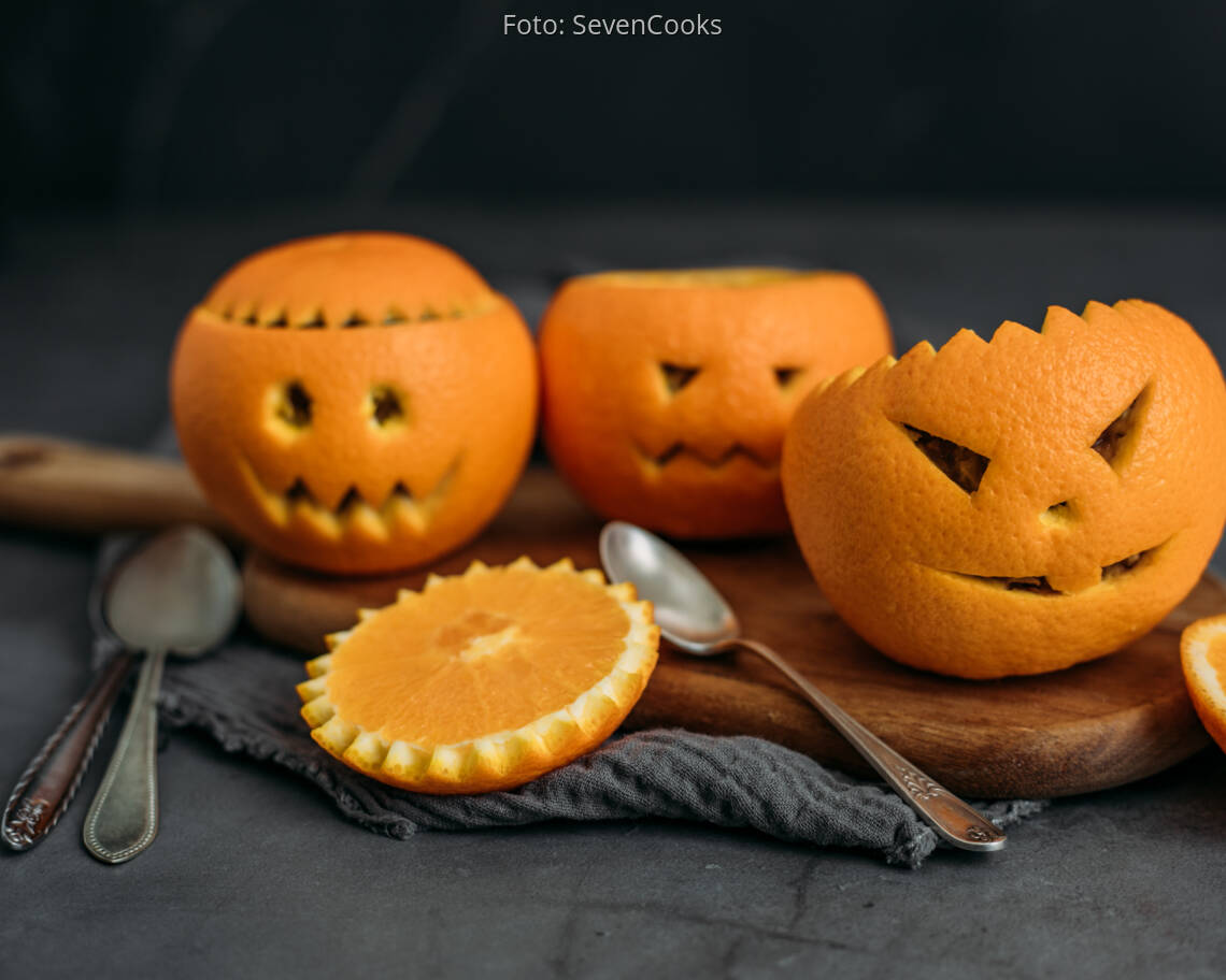 Vegetarische Rezept: Halloween Schokopudding-Orangen