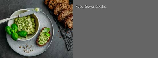 Rezeptbild für "Basilikum-Sonnenblumenkern-Aufstrich"
