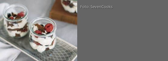 Rezeptbild für "Beeren-Schichtdessert"