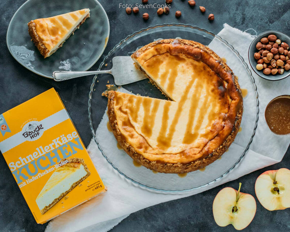 Vegetarisches Rezept: Bratapfel-Käsekuchen mit Karamell 1