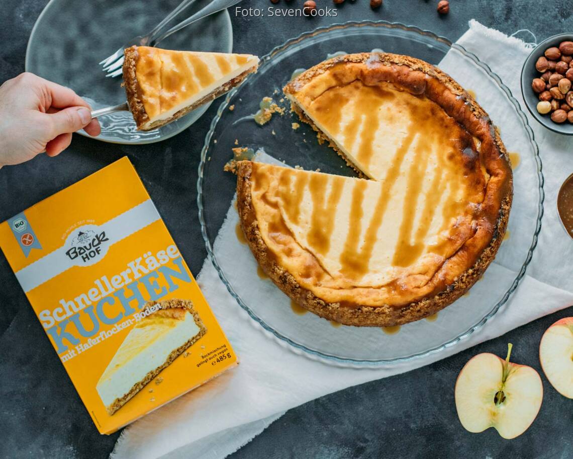 Vegetarisches Rezept: Bratapfel-Käsekuchen mit Karamell 3