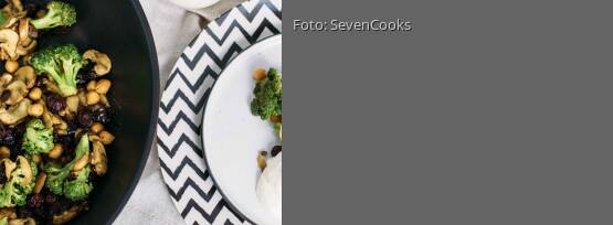 Rezeptbild für "Brokkoli-Pfanne mit Dip"