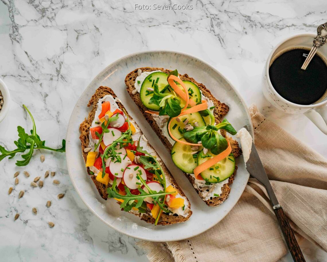 Vegetarisches Rezept: Bunte Frühstücksbrote