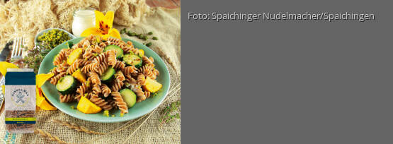 Rezeptbild für "Dinkelvollkorn Spiralen mit Zucchini und Thymian-Gremolata"