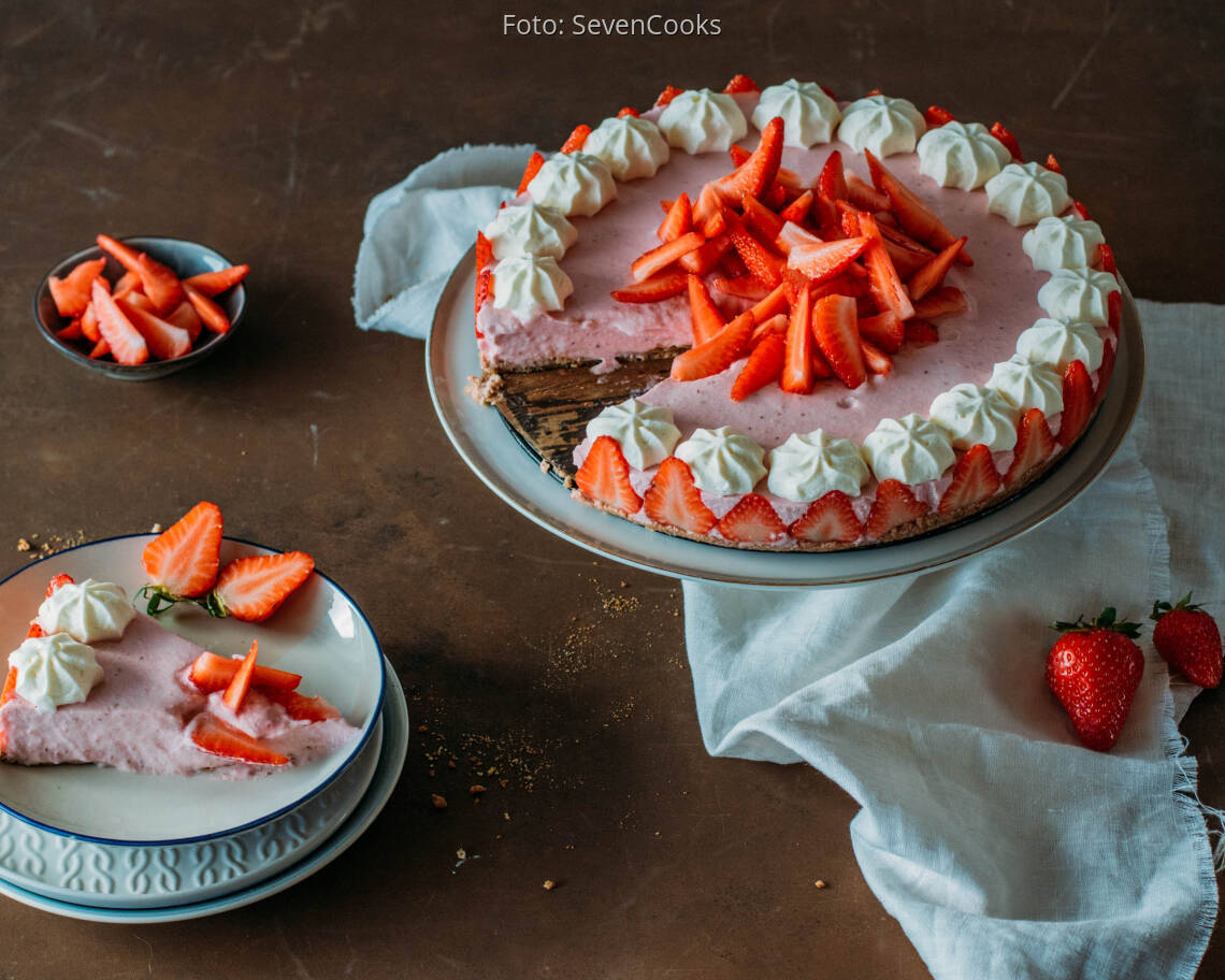 Vegetarisches Rezept: Erdbeerkuchen ohne Backen 1