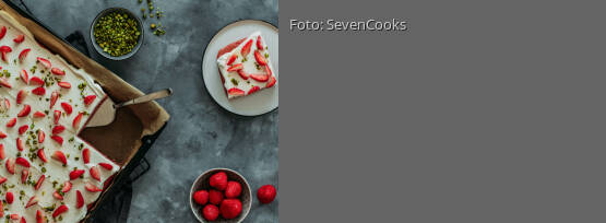 Rezeptbild für "Erdbeerkuchen vom Blech"