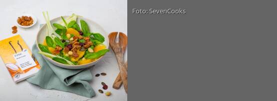 Rezeptbild für "Fenchel-Orangen-Macadamia-Salat mit gerösteter Schokolade"