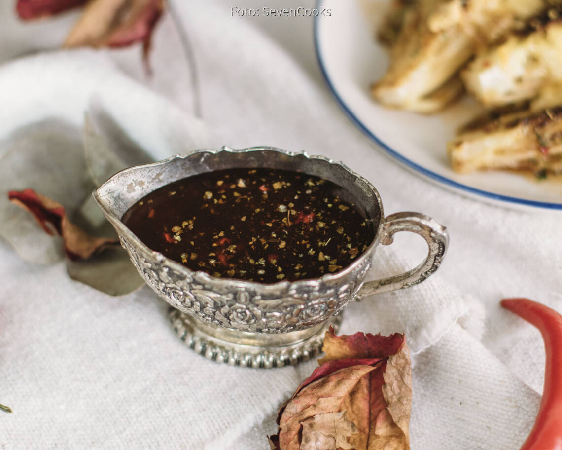 Vegetarisches Rezept: Feurige Honigsauce 3