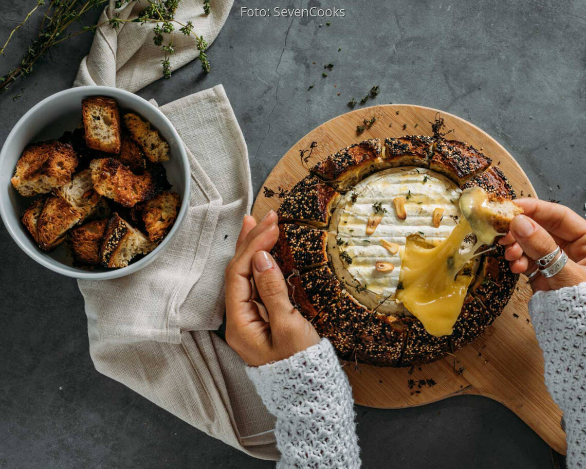 Vegetarisches_Rezept:_Gebackener Camembert im Brotlaib