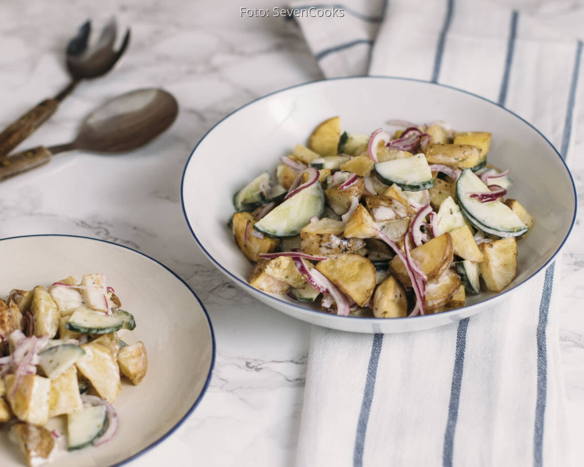 Vegetarisches Rezept: Gebackener Kartoffelsalat mit Joghurtdressing 2