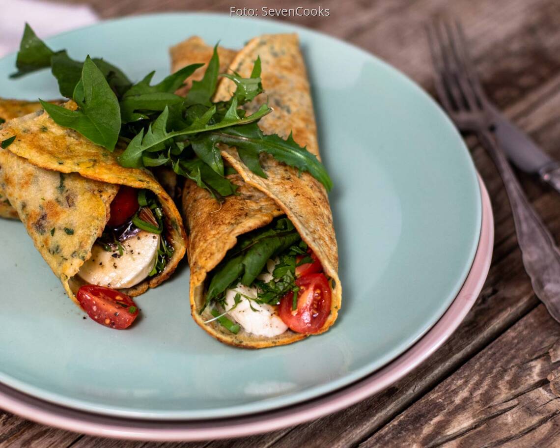 Vegetarisches Rezept: Gefüllte herzhafte Pfannkuchen mit Löwenzahn 2