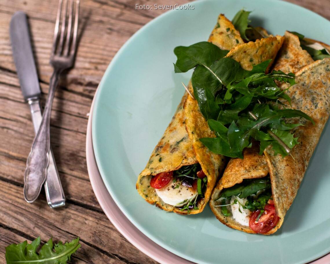 Vegetarisches Rezept: Gefüllte herzhafte Pfannkuchen mit Löwenzahn 3
