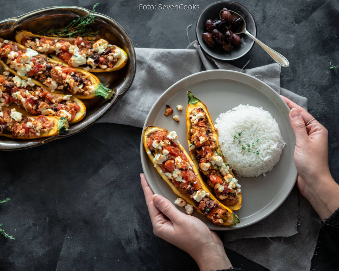 Vegetarisches Rezept: Gefüllte Zucchini mit Feta 2