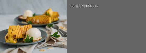 Rezeptbild für "Gegrillte Ananas mit Kokos und Vanilleeis"