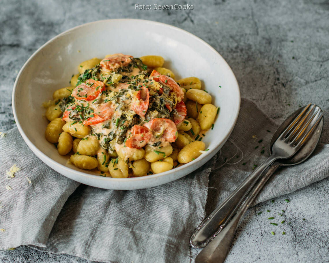 Vegetarisches Rezept: Gnocchi mit Mangold-Gorgonzola-Soße 3