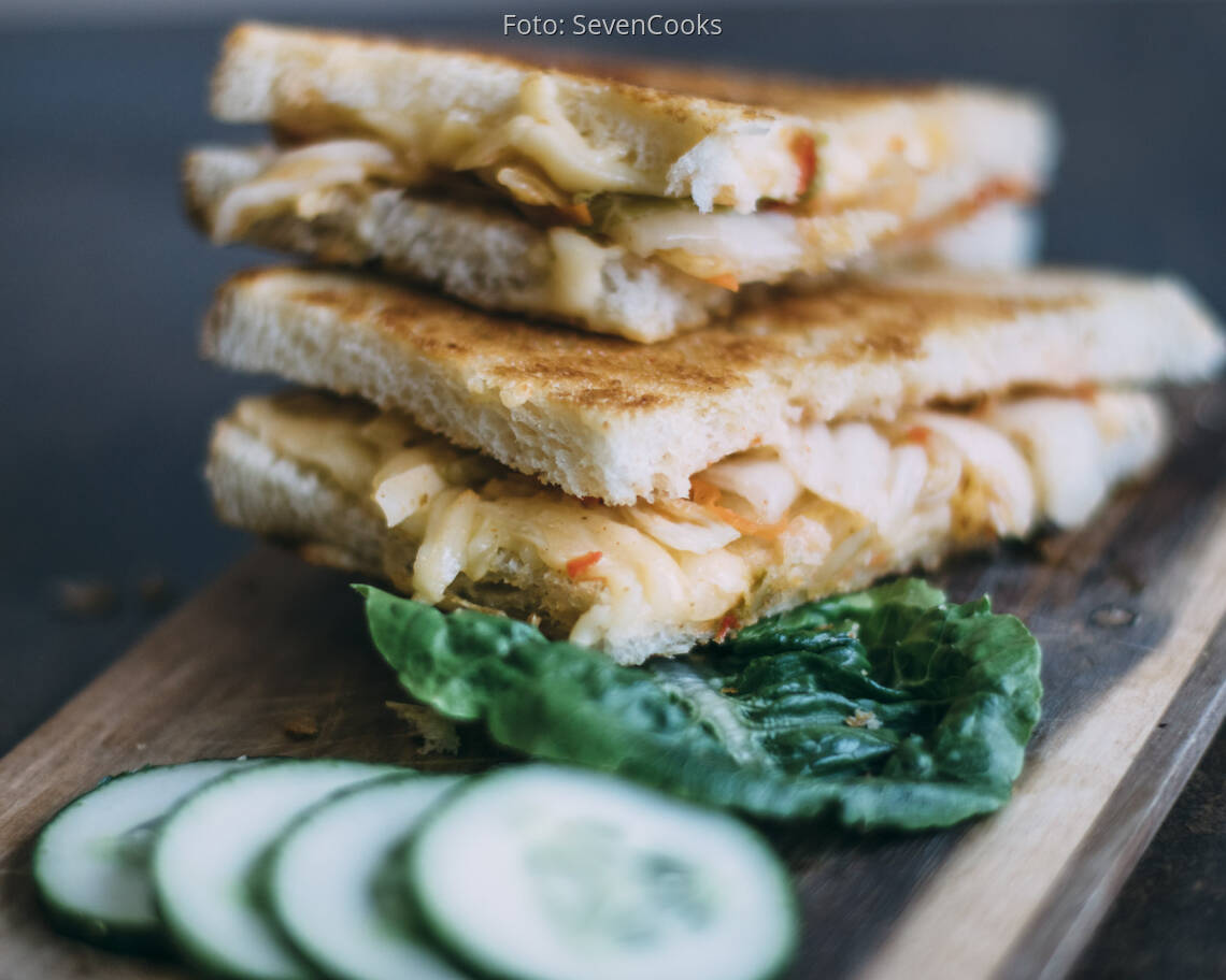 Vegetarisches Rezept: Grilled Cheese Sandwich mit Kimchi