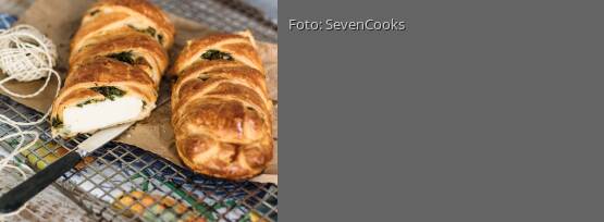 Rezeptbild für "Halloumi im Blätterteig mit Kräutern"