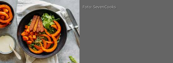 Rezeptbild für "Happy Bowl mit Graupen und Röstgemüse"