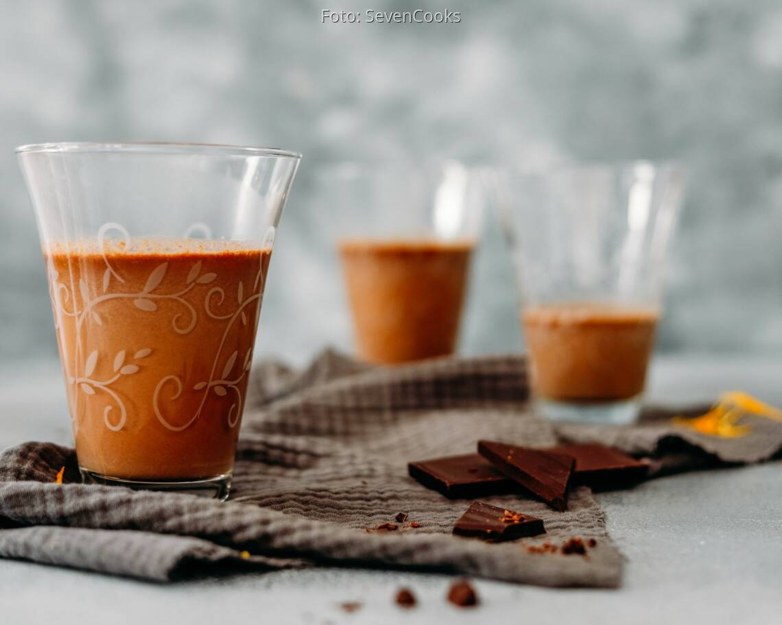 Vegetarisches Rezept: Heiße Schokolade mit Orangenlikör 1