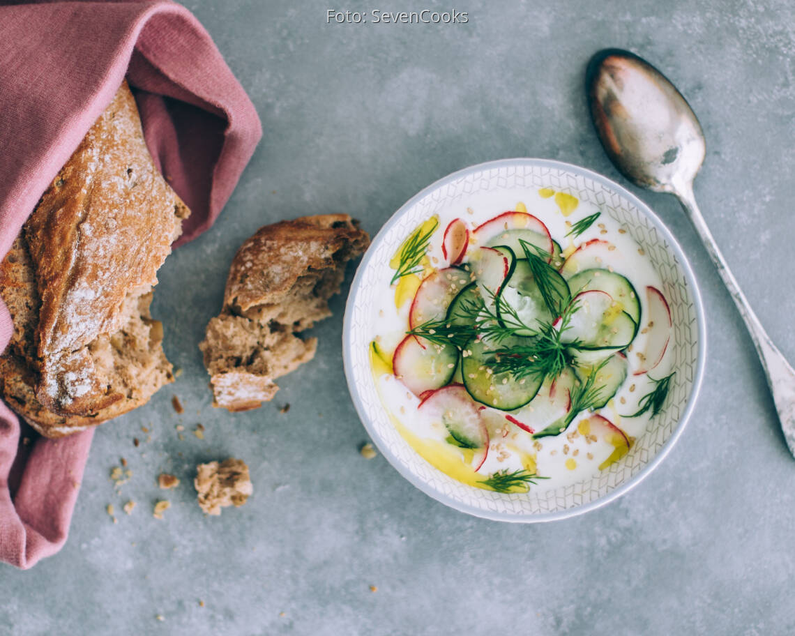 Vegetarisches Rezept: Herzhafter Joghurt griechischer Art