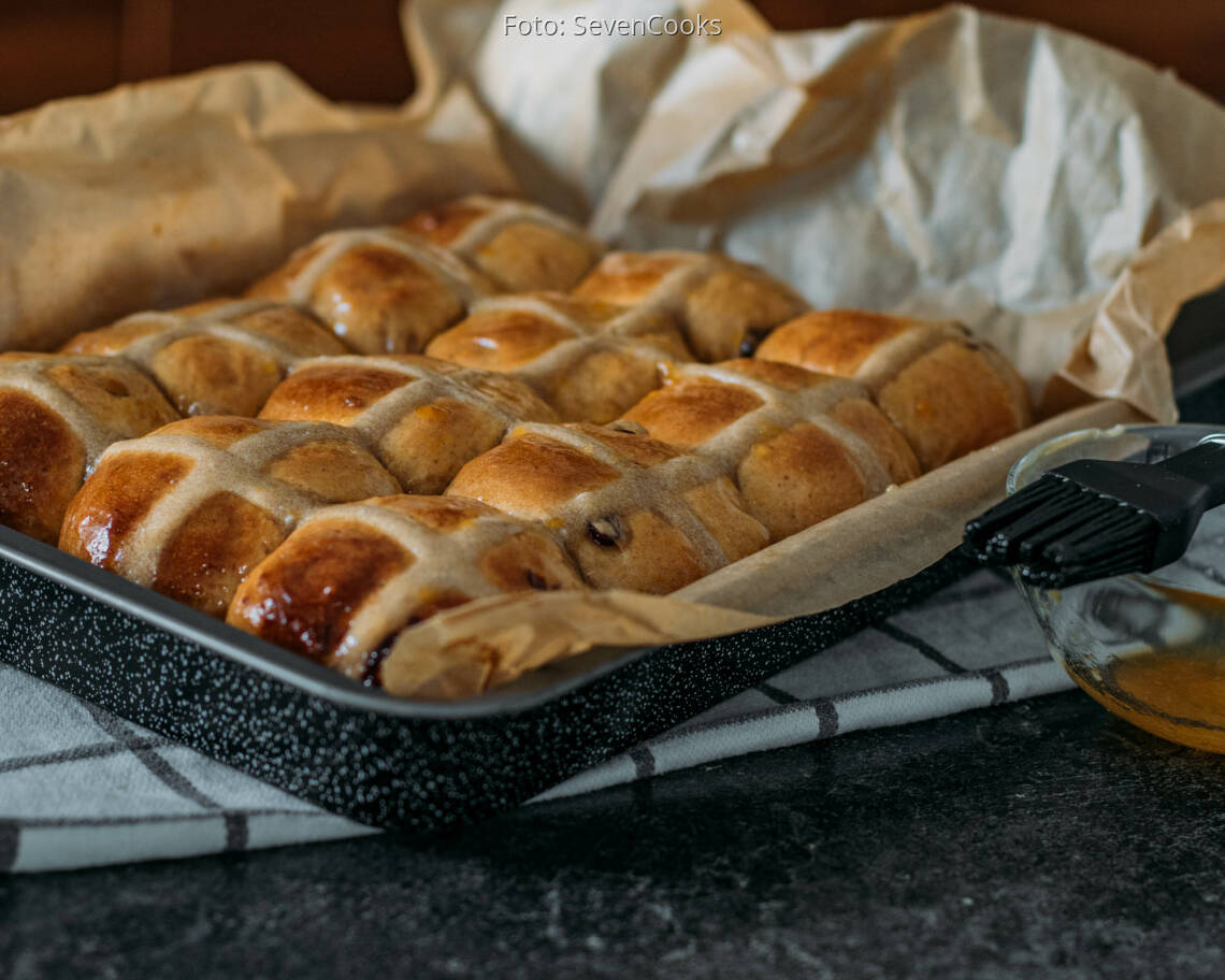 Vegetarisches Rezept: Hot Cross Buns 3