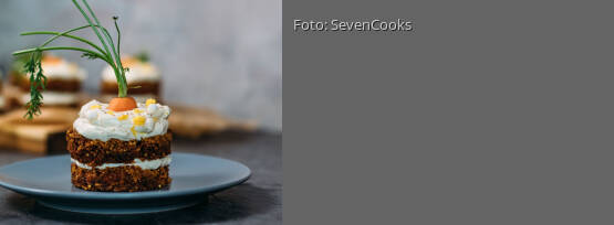 Rezeptbild für "Karottentörtchen mit Frischkäsecreme"