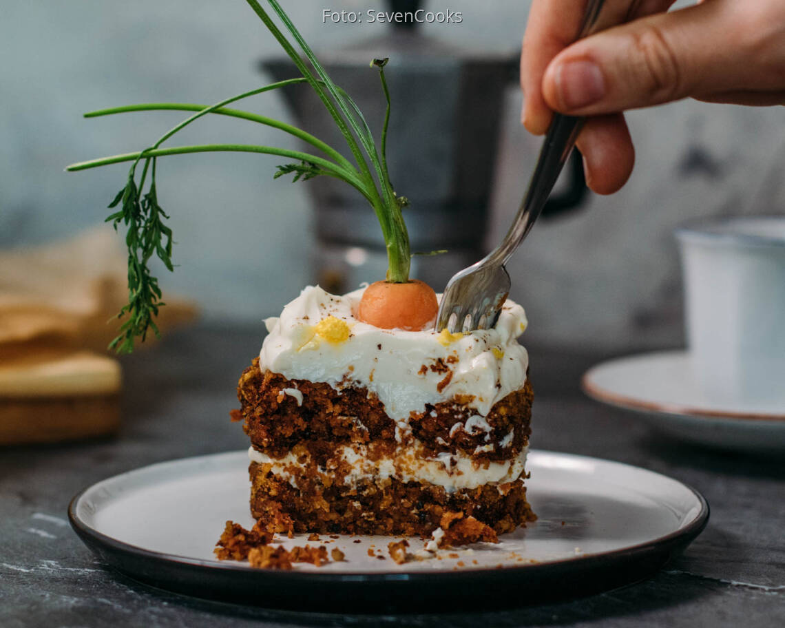 Vegetarisches Rezept: Karottentörtchen mit fruchtiger Frischkäsecreme_3