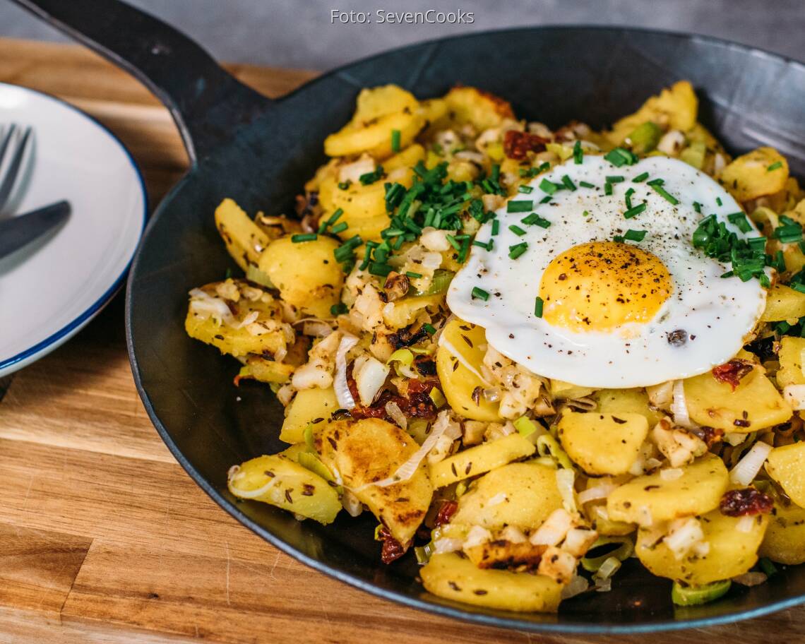Vegetarisches Rezept: Kartoffel-Gröstl mit Spiegelei 3