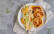 Vegetarisches Rezept: Kartoffelpüree-Pancakes mit fruchtigem Lauchsalat 2